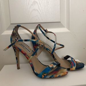 PRICE DROP! Steve Madden Blue Floral Pumps